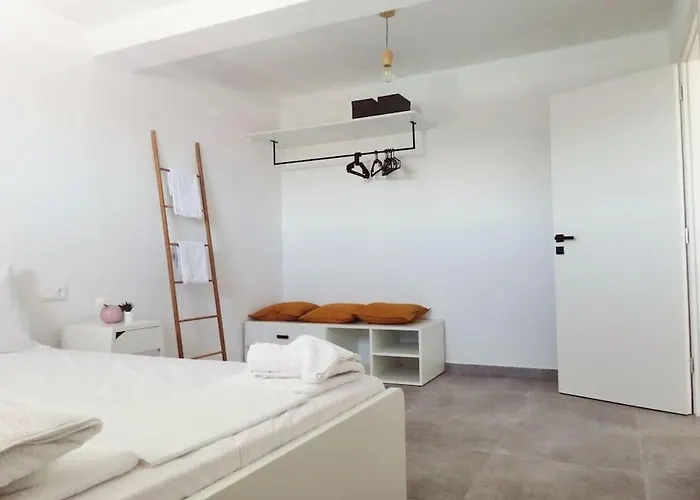 Appartement Laura_sea View Apartment_1 With Swimming Pool *